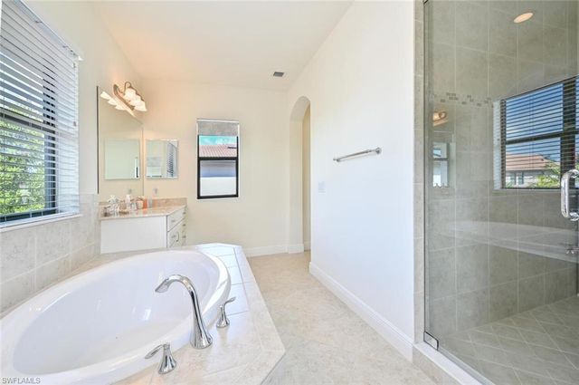 1326 Kendari TER, Naples, FL 34113