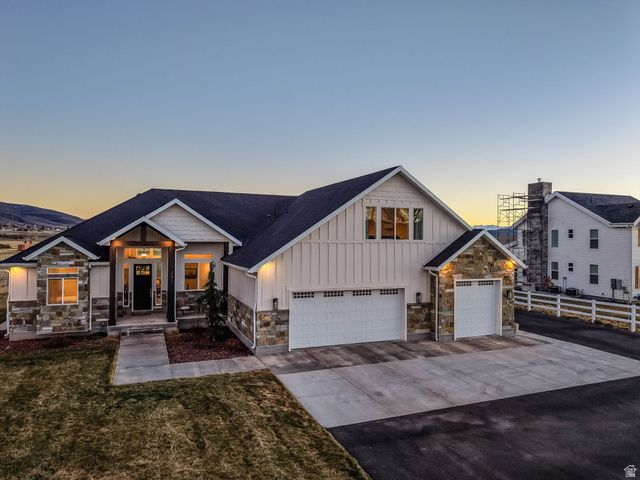 352 E BOULDERVILLE RD, Oakley, UT 84055