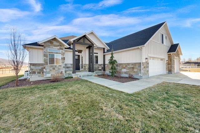352 E BOULDERVILLE RD, Oakley, UT 84055