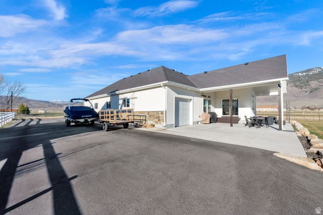 352 E BOULDERVILLE RD, Oakley, UT 84055