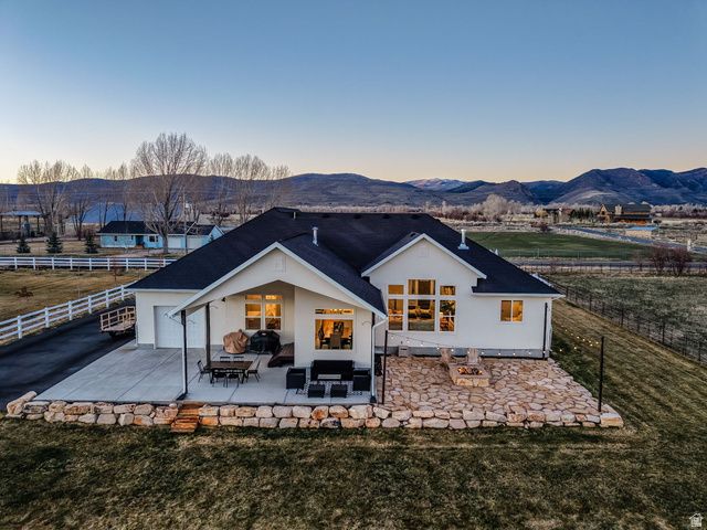 352 E BOULDERVILLE RD, Oakley, UT 84055