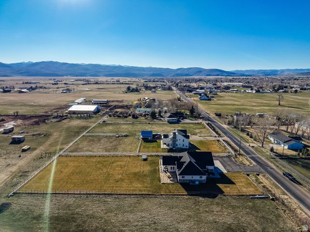 352 E BOULDERVILLE RD, Oakley, UT 84055