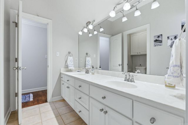 7 Chambord Lane, Little Rock, AR 72223