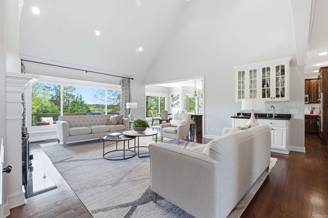 7 Chambord Lane, Little Rock, AR 72223