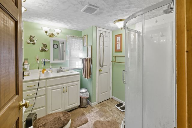 207 Center St, Portland, TN 37148