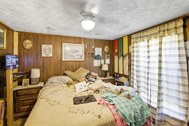 207 Center St, Portland, TN 37148