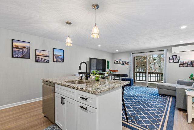 35 Ashumet Road UNIT 9A, Mashpee, MA 02649