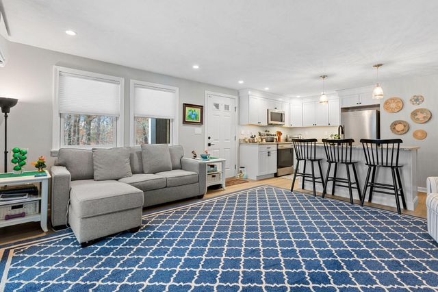 35 Ashumet Road UNIT 9A, Mashpee, MA 02649