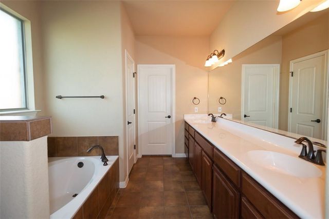 1078 Sussex WAY, Round Rock, TX 78665