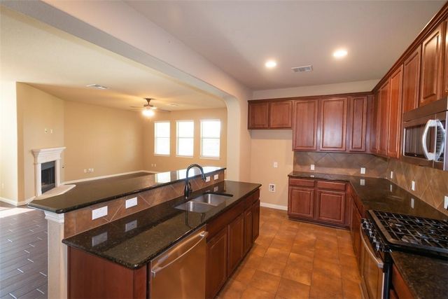 1078 Sussex WAY, Round Rock, TX 78665