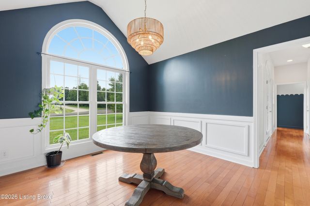 2500 Sycamore Run Pt, La Grange, KY 40031