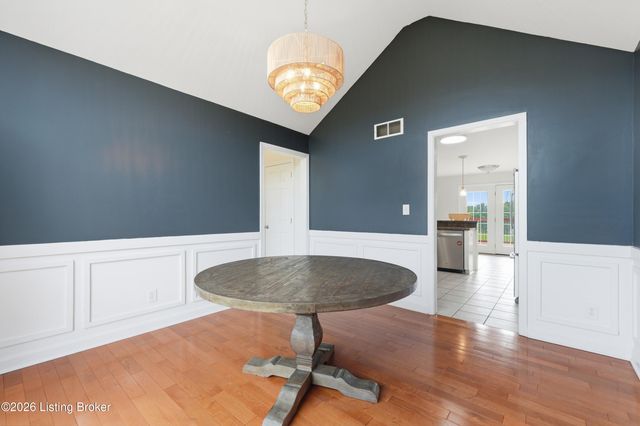 2500 Sycamore Run Pt, La Grange, KY 40031