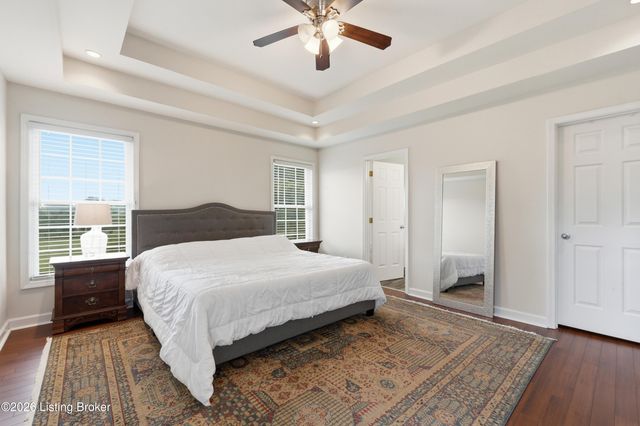2500 Sycamore Run Pt, La Grange, KY 40031