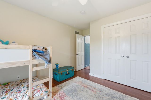 2500 Sycamore Run Pt, La Grange, KY 40031