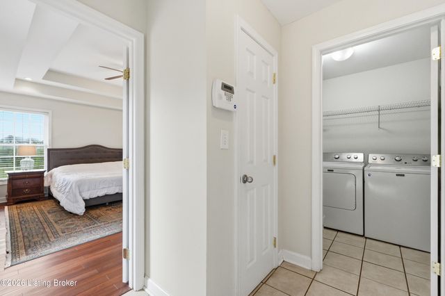 2500 Sycamore Run Pt, La Grange, KY 40031