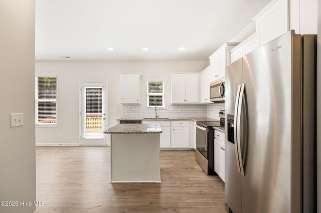 854 Springtooth Drive, Zebulon, NC 27597