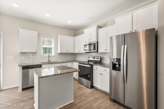 854 Springtooth Drive, Zebulon, NC 27597