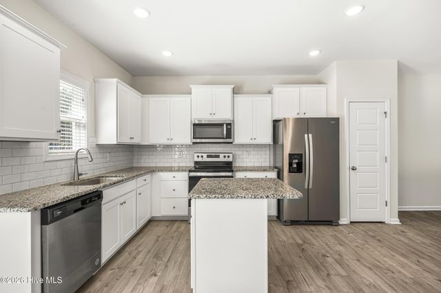 854 Springtooth Drive, Zebulon, NC 27597
