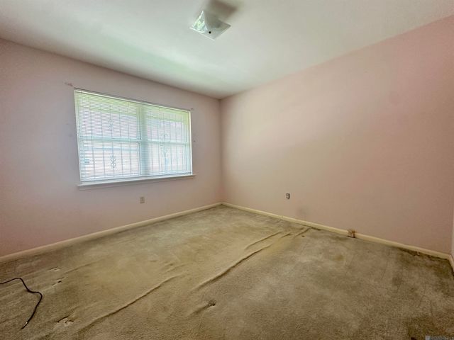 1867 Shawn Dr, Baton Rouge, LA 70806