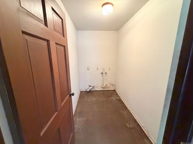 1867 Shawn Dr, Baton Rouge, LA 70806