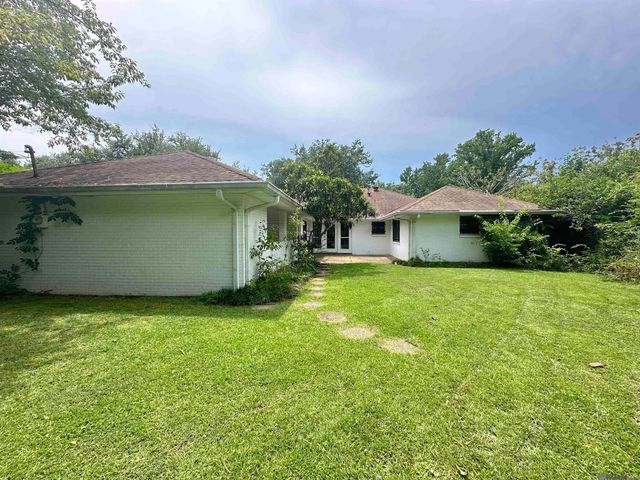 1867 Shawn Dr, Baton Rouge, LA 70806