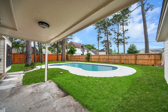 15406 Fawn Villa Drive, Houston, TX 77068