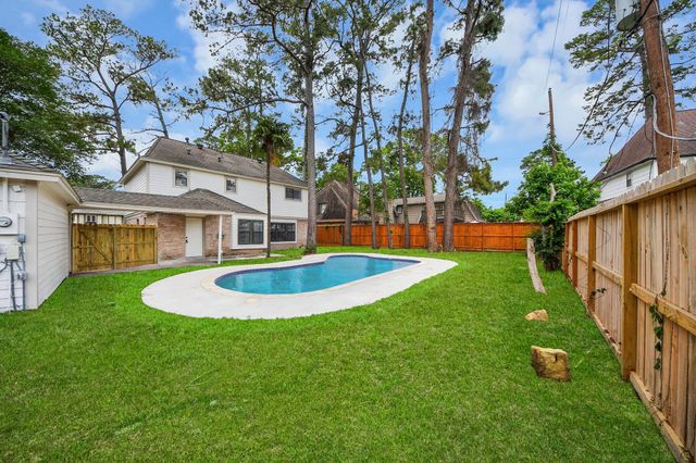 15406 Fawn Villa Drive, Houston, TX 77068