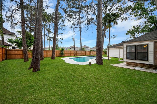 15406 Fawn Villa Drive, Houston, TX 77068