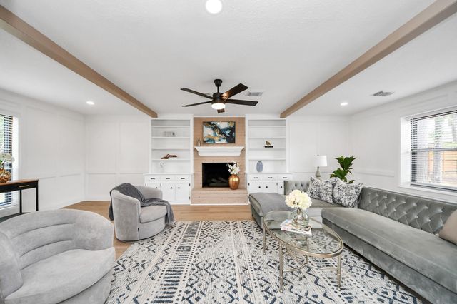 15406 Fawn Villa Drive, Houston, TX 77068