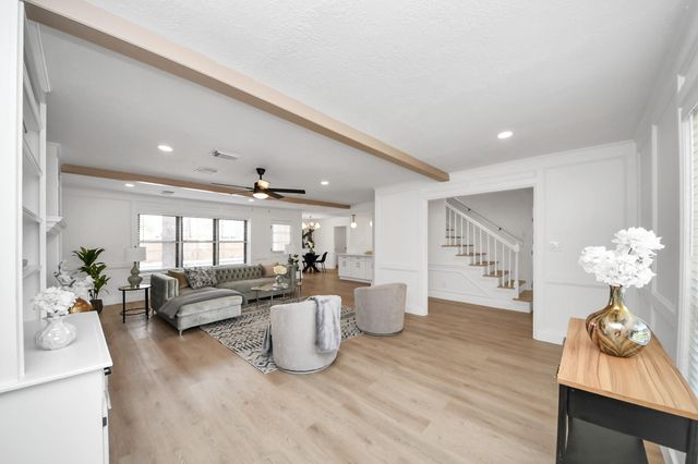 15406 Fawn Villa Drive, Houston, TX 77068