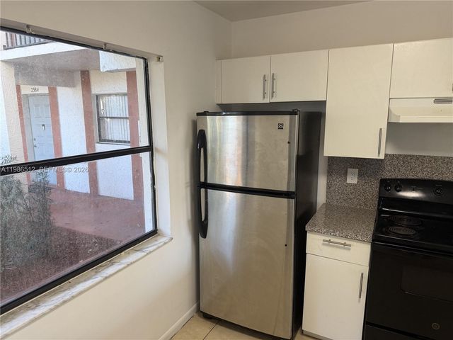 2388 Coral Springs Dr 2388, Coral Springs, FL 33065