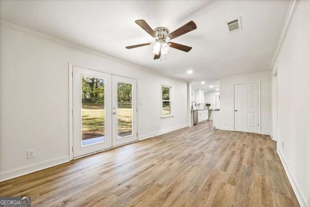 1348 Ridgewood Drive SW, Lilburn, GA 30047