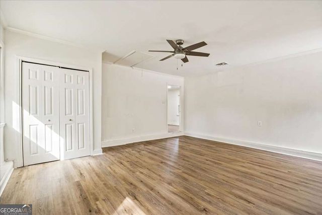 1348 Ridgewood Drive SW, Lilburn, GA 30047