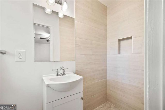 1348 Ridgewood Drive SW, Lilburn, GA 30047