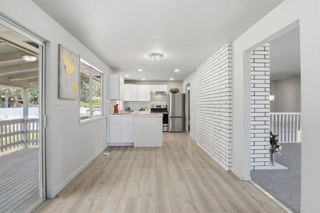 13709 E 30th Ave, Spokane Valley, WA 99216
