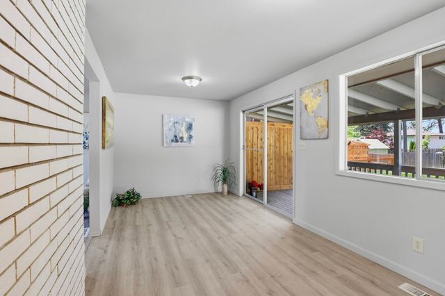 13709 E 30th Ave, Spokane Valley, WA 99216