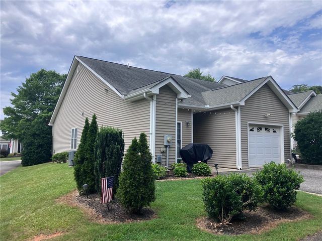 158 Heritage Place Road, Pendleton, SC 29670