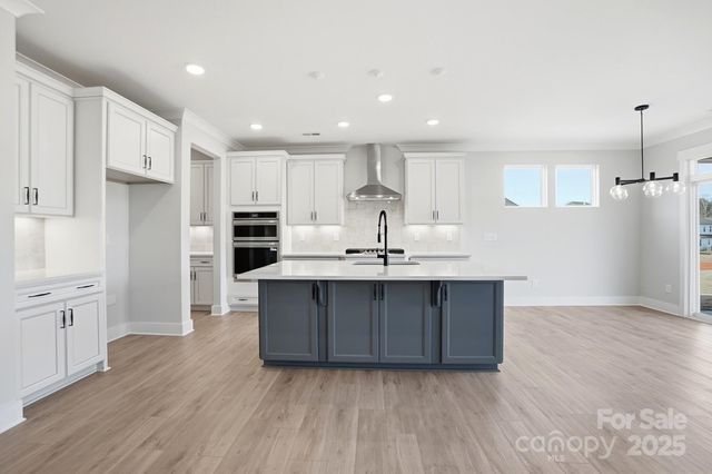 1265 Carrington Drive, Stanley, NC 28164