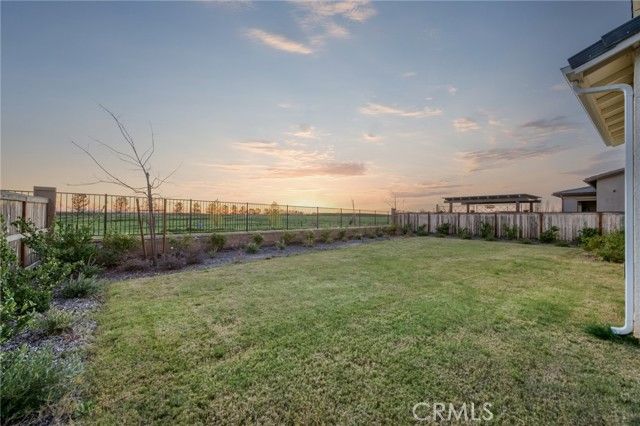 1042 Beaver Pond, Madera, CA 93636