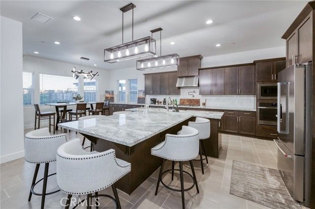 1042 Beaver Pond, Madera, CA 93636