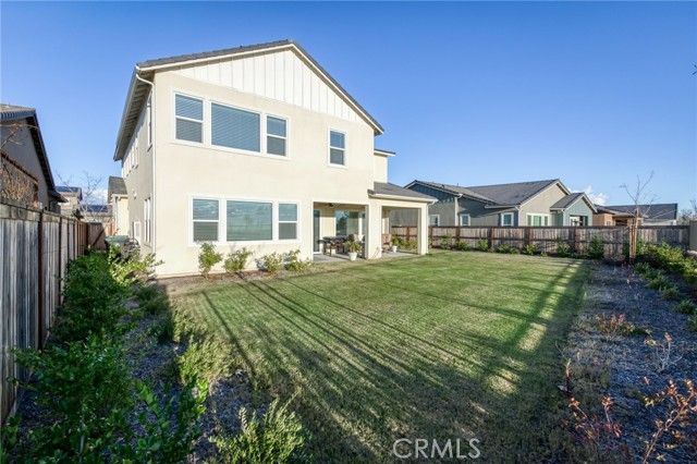 1042 Beaver Pond, Madera, CA 93636