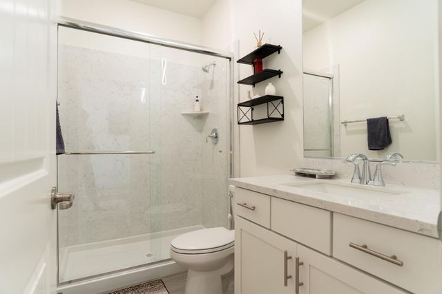 6081 Oberlander Dr, Roseville, CA 95747