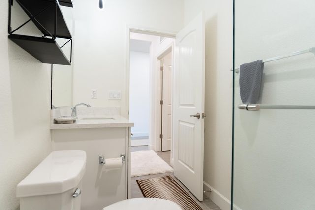 6081 Oberlander Dr, Roseville, CA 95747