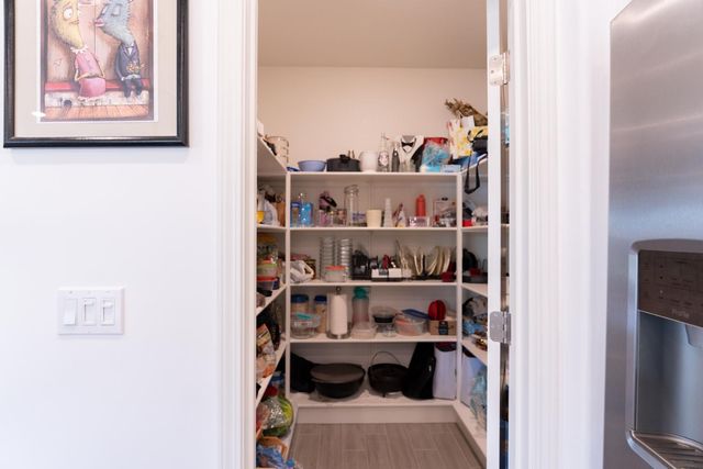 6081 Oberlander Dr, Roseville, CA 95747