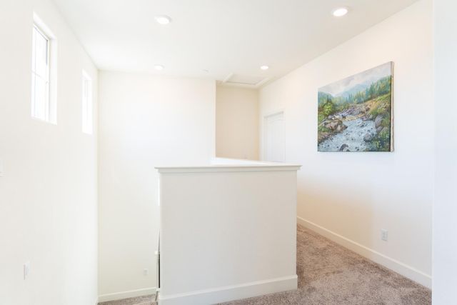 6081 Oberlander Dr, Roseville, CA 95747