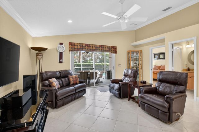 8286 Duomo Circle, Boynton Beach, FL 33472