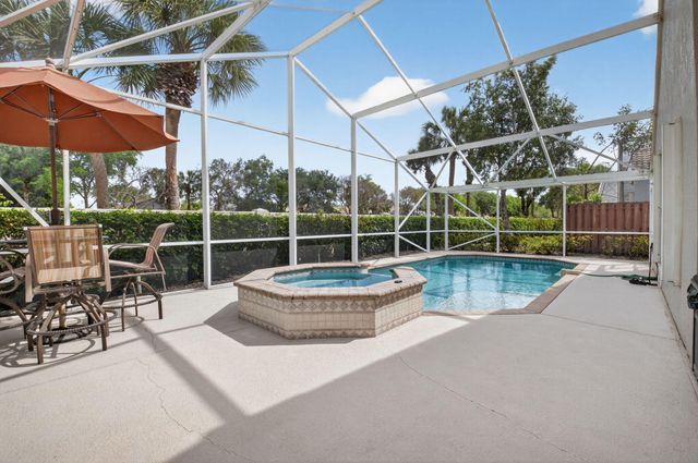 8286 Duomo Circle, Boynton Beach, FL 33472