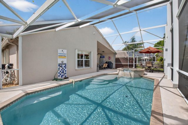 8286 Duomo Circle, Boynton Beach, FL 33472