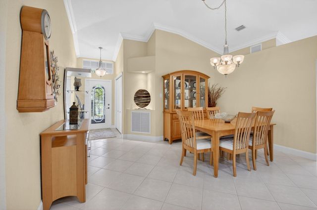 8286 Duomo Circle, Boynton Beach, FL 33472