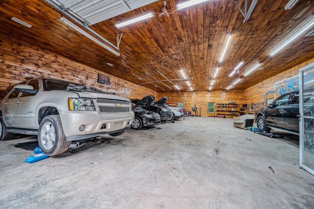 8040 Highway 99, Rockvale, TN 37153